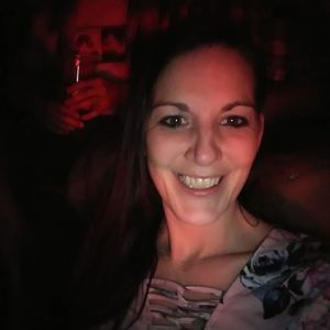 Meet your Posher, Dana